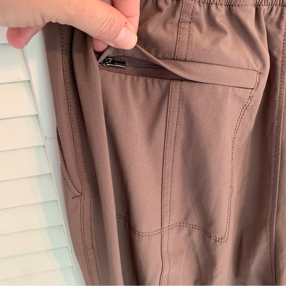 Athleta Chelsea Utility Jogger Pants Women 6 Mineral Brown Featherweight Stretch - Picture 8 of 16